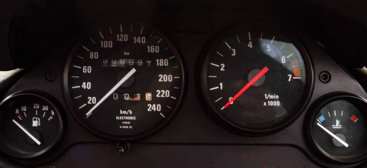 What is the secret of this BMW Z1 to accumulate almost a million kilometers?