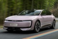 क्या चीन का ये देश मुसीबत में है?