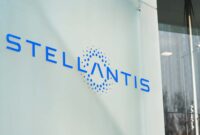 स्टेलेंटिस का वार्षिक नुकसान का अनुमान: €22 बिलियन ईवी हिट